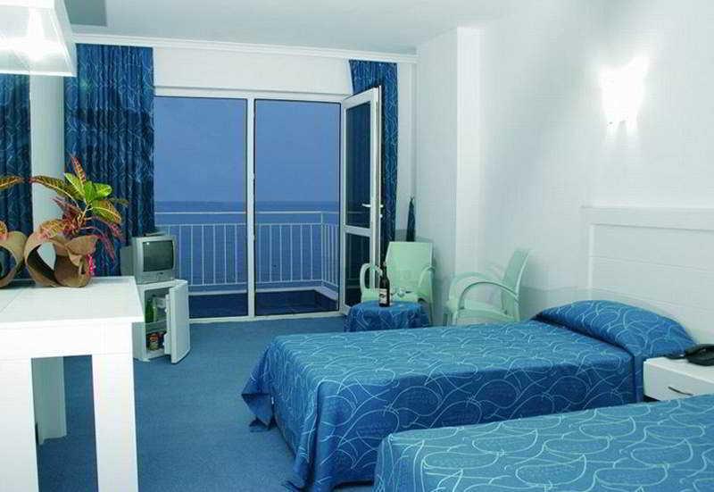 Kristal Beach Hotel Antalya Room photo